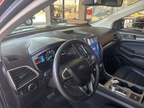 Certified 2023 Ford Edge SEL w/ Sport Appearance Package image 9