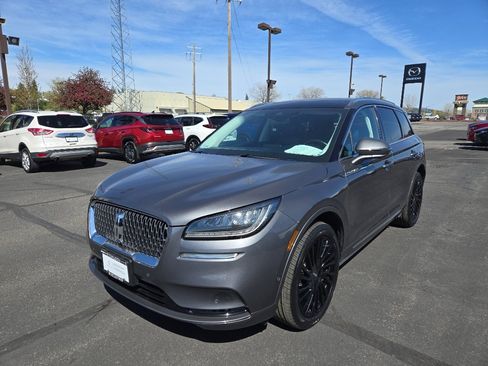 Used 2021 Lincoln Corsair Reserve w/ Equipment Group 201A AWD/4WD image 3