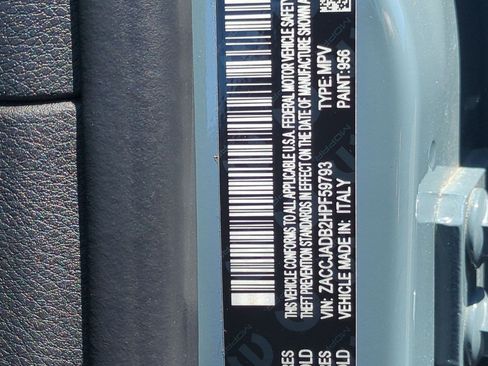 Used 2017 Jeep Renegade Limited FWD image 28