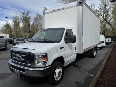 Used 2019 Ford E-450 and Econoline 450 Super Duty w/ Power Windows & Locks Group