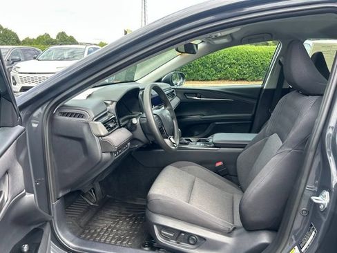 Used 2025 Toyota Camry LE w/ Convenience Package FWD image 15
