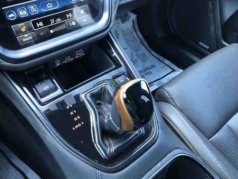 Used 2024 Subaru Outback Wilderness image 19