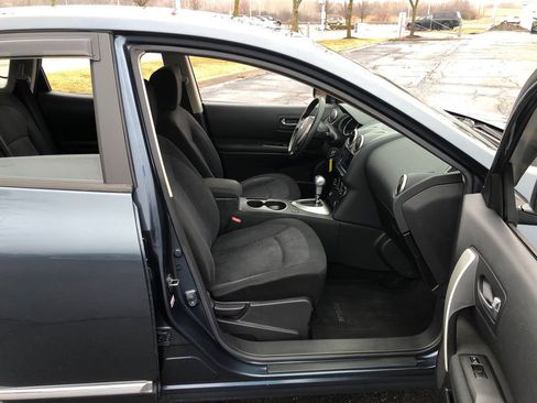 Used 2014 Nissan Rogue S image 23