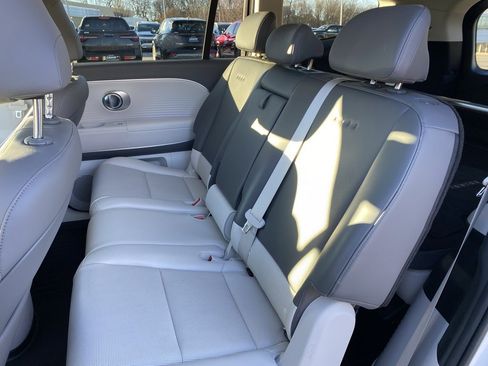 Used 2026 Hyundai Ioniq 9 SEL image 24