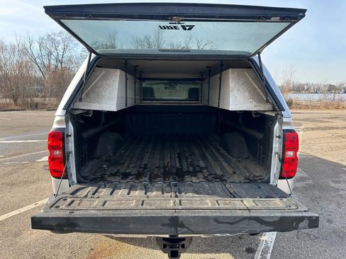 Used 2016 Chevrolet Silverado 3500 W/T w/ WT Convenience Package image 9