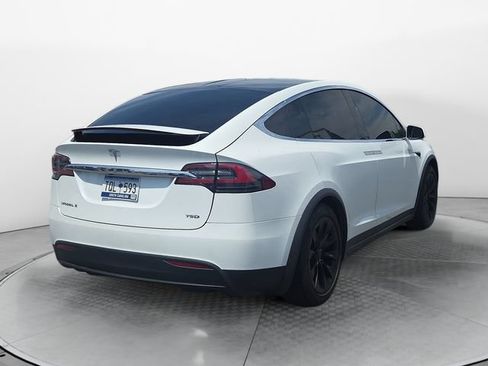 Used 2018 Tesla Model X 75D AWD/4WD image 5