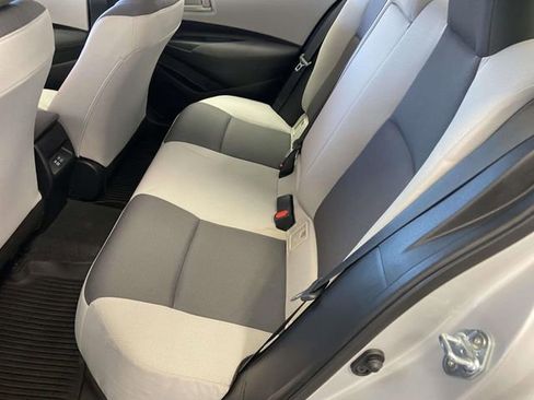 Used 2025 Toyota Corolla LE w/ Convenience Package image 15