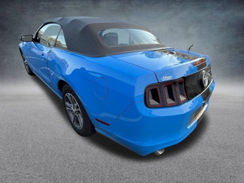 Used 2014 Ford Mustang Premium image 8