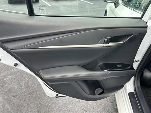 Used 2025 Toyota Camry XLE image 19