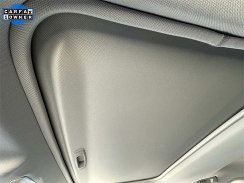 Used 2023 Toyota RAV4 XLE Premium image 33