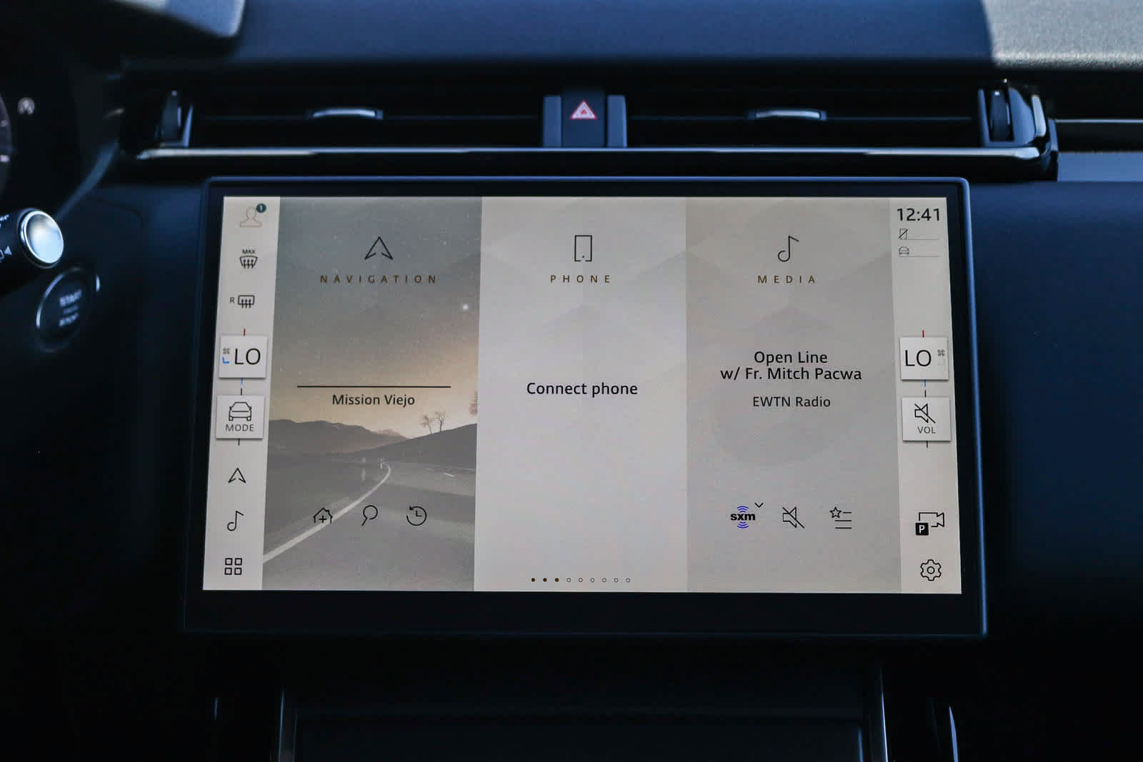 New 2026 Land Rover Range Rover Velar S AWD/4WD image 14