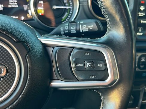 Used 2021 Jeep Wrangler Unlimited Sahara w/ Cold Weather Group image 15