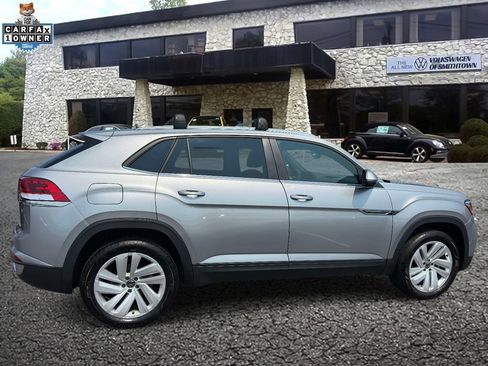 Used 2023 Volkswagen Atlas Cross Sport SE AWD/4WD image 4