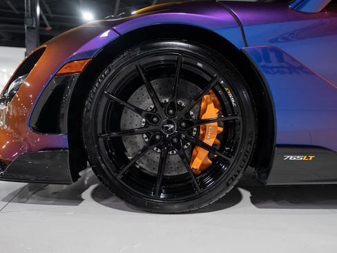 Used 2021 McLaren 765LT image 43