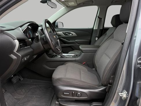 Used 2020 Chevrolet Traverse LT w/ LPO, Floor Liner Package AWD/4WD image 24