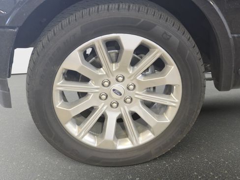 Used 2020 Ford F150 Limited AWD/4WD image 31