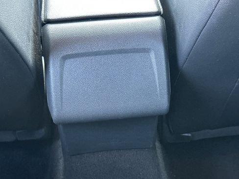 Used 2024 Volkswagen Jetta SE w/ Panoramic Sunroof Package image 14