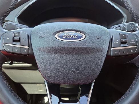 Used 2023 Ford Escape Active image 30