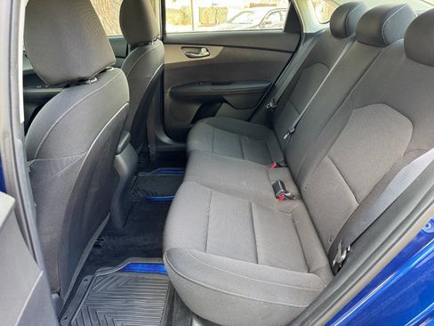 Used 2021 Kia Forte LXS image 14