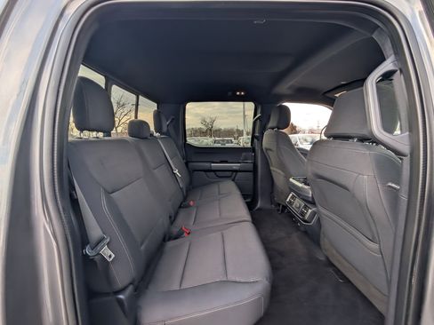 Certified 2022 Ford F150 XLT w/ Equipment Group 302A High image 11