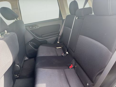 Used 2015 Subaru Forester 2.5i Premium w/ Popular Package #2 image 9