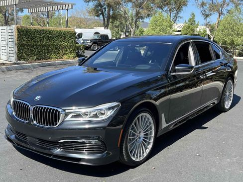Used 2018 BMW ALPINA B7 xDrive image 24