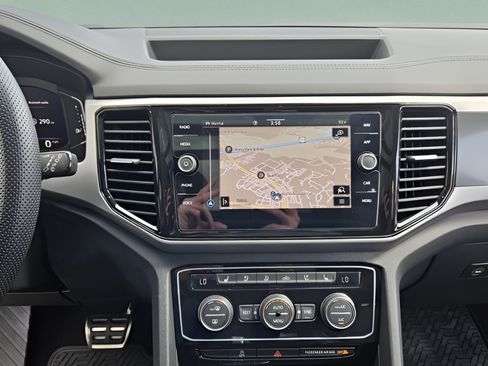 Certified 2023 Volkswagen Atlas SEL Premium AWD/4WD image 19