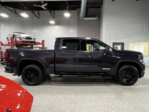 Certified 2023 GMC Sierra 1500 Elevation w/ Elevation Premium Package AWD/4WD image 6