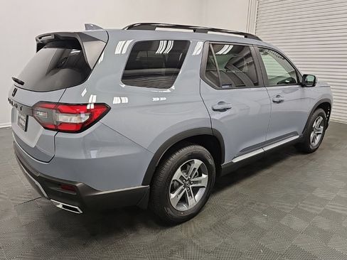 New 2026 Honda Pilot EX-L image 8
