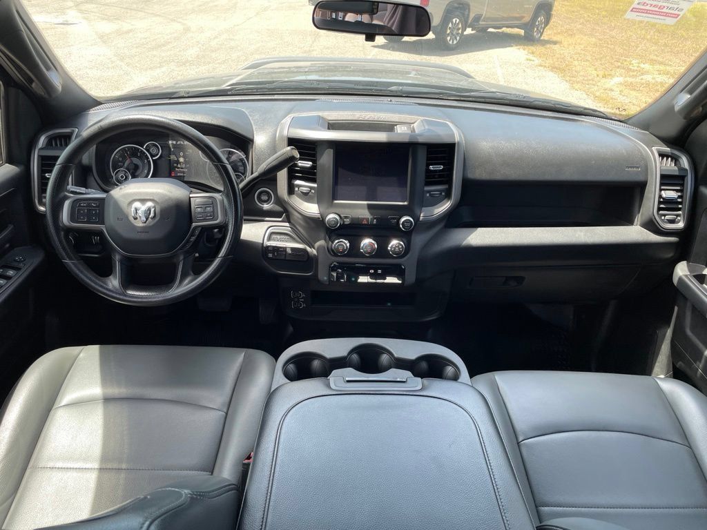 Used 2022 RAM 2500 Tradesman w/ Chrome Appearance Group AWD/4WD image 29