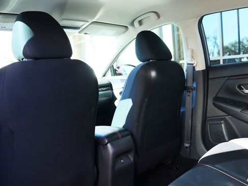 Used 2024 Nissan Sentra SR image 31