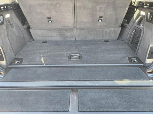 Used 2024 BMW X7 xDrive40i w/ Premium Package image 28