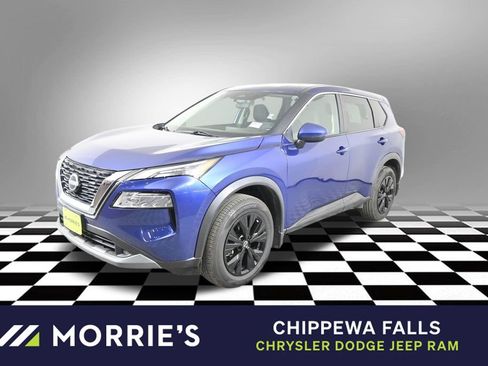Used 2022 Nissan Rogue SV AWD/4WD image 1