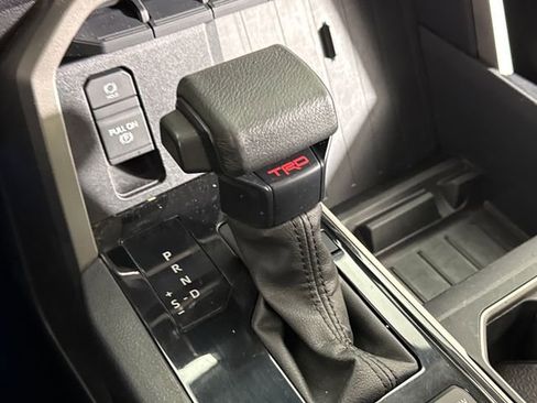 Used 2024 Toyota Tundra SR5 w/ TRD Off-Road Package AWD/4WD image 33