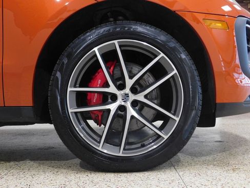 Used 2023 Porsche Macan S AWD/4WD image 91