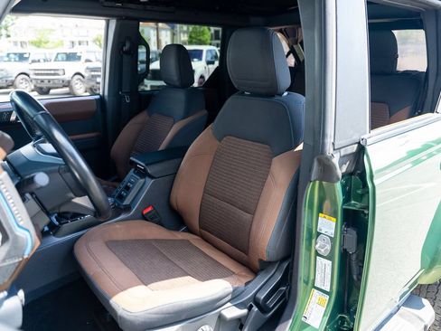 Used 2023 Ford Bronco Outer Banks AWD/4WD image 20