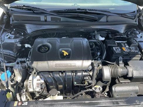 Used 2023 Kia Forte LXS FWD image 27