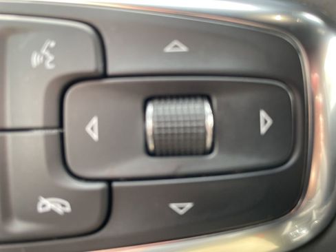 Used 2025 Chevrolet Blazer RS w/ Enhanced Convenience Package image 24