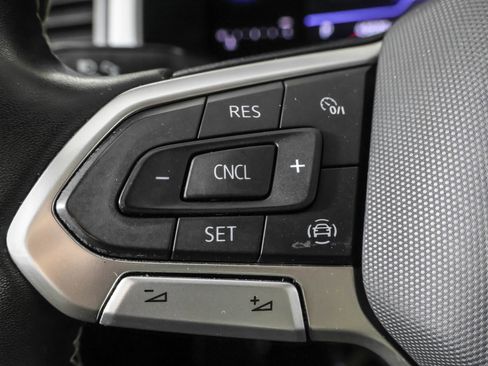 Used 2022 Volkswagen Atlas SE image 25