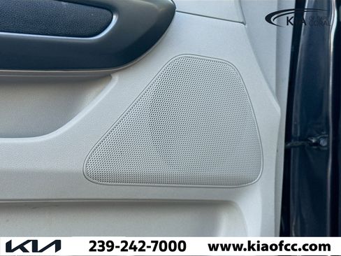 Certified 2021 Kia Sedona EX image 24