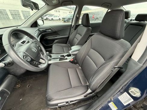 Used 2015 Honda Accord Sport image 11