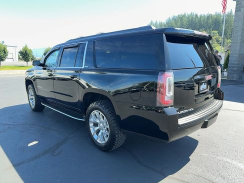 Used 2018 GMC Yukon XL SLT AWD/4WD image 6