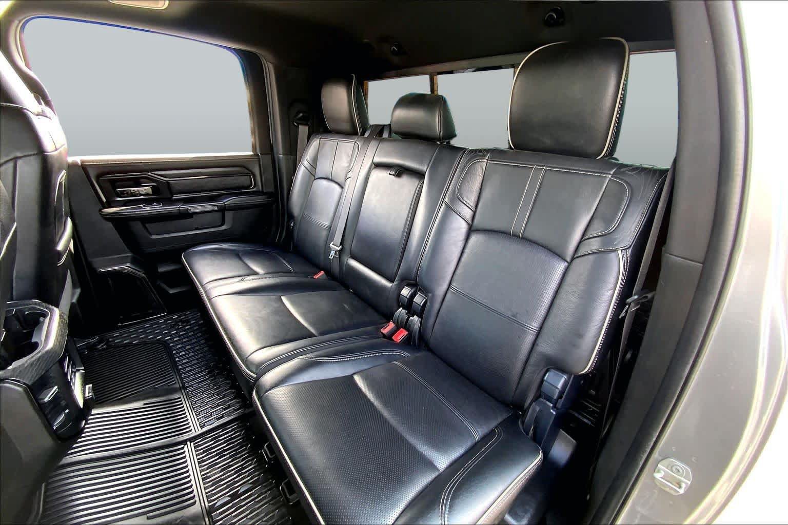 Used 2022 RAM 3500 Limited AWD/4WD image 21