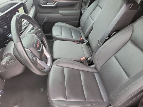 Used 2025 GMC Sierra 1500 SLT AWD/4WD image 9