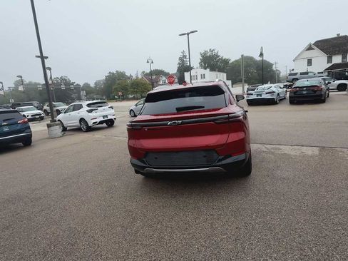 Certified 2024 Chevrolet Equinox EV LT w/ LPO, Trailering Package AWD/4WD image 7
