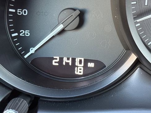 Used 2024 Porsche Macan S image 30