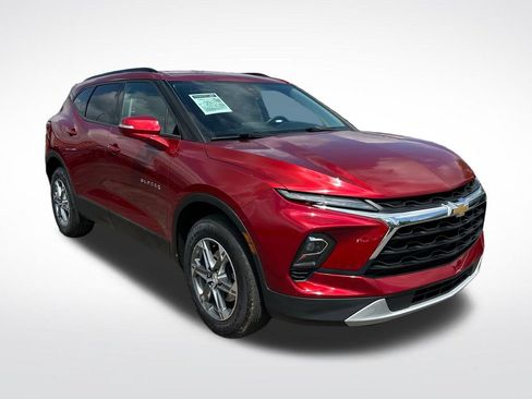 Used 2024 Chevrolet Blazer LT w/ LPO, Floor Liner Package FWD image 8