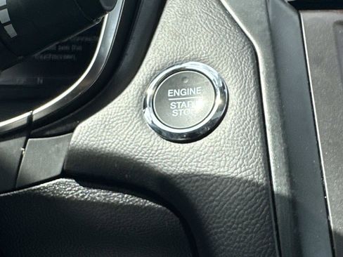 Used 2018 Ford Fusion Titanium FWD image 26