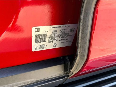 Used 2025 Chevrolet Tahoe High Country AWD/4WD image 34