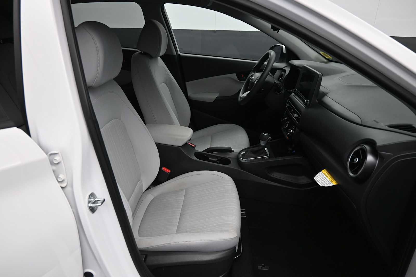 Certified 2023 Hyundai Kona SEL AWD/4WD image 22
